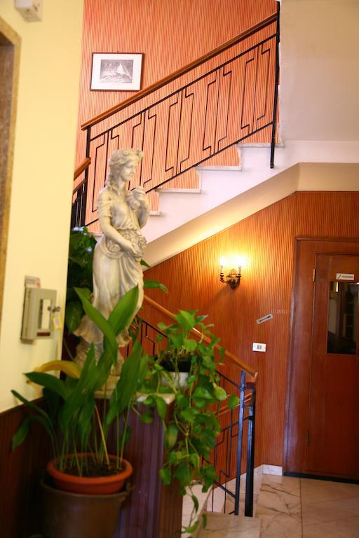 Hotel Eliseo Fiuggi Luaran gambar