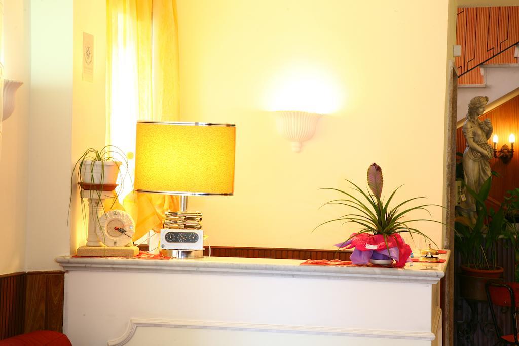 Hotel Eliseo Fiuggi Luaran gambar