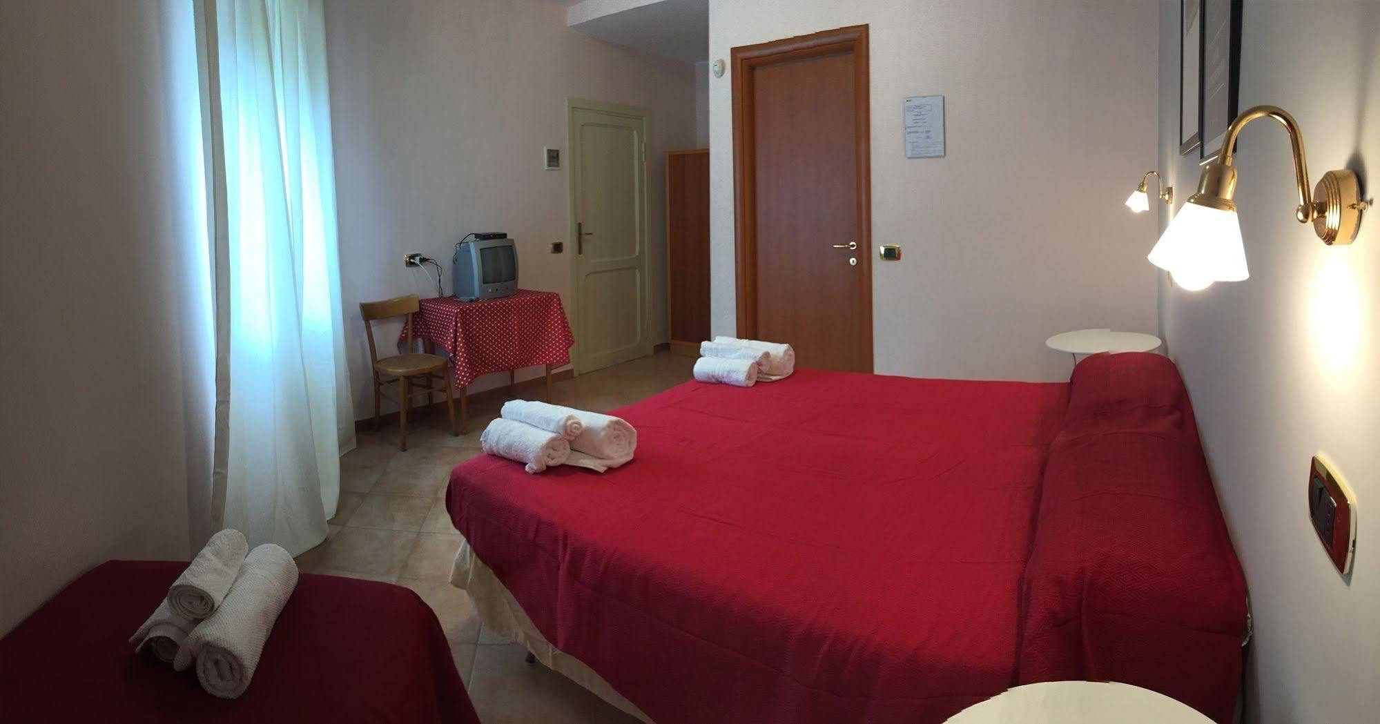 Hotel Eliseo Fiuggi Luaran gambar