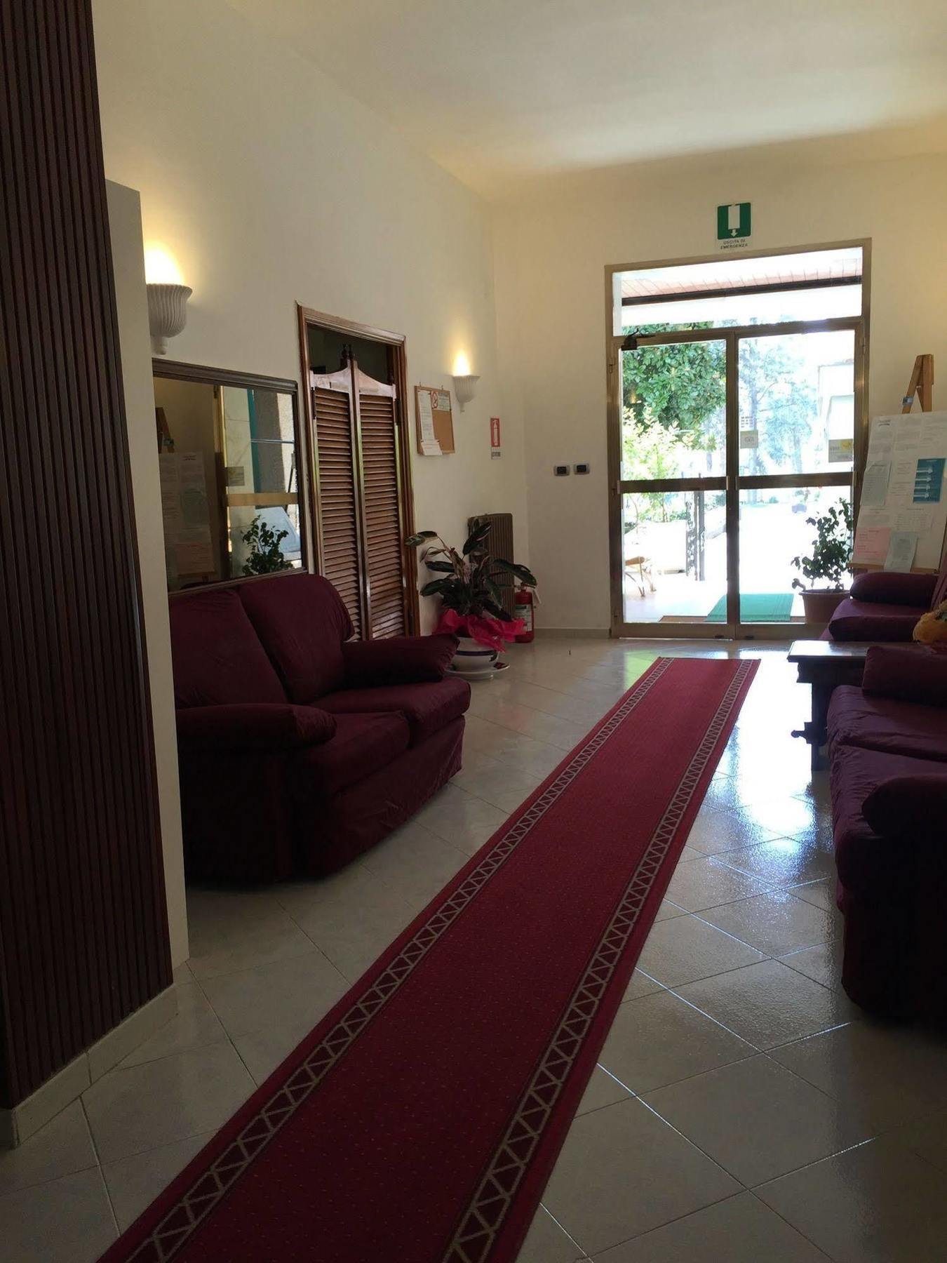 Hotel Eliseo Fiuggi Luaran gambar