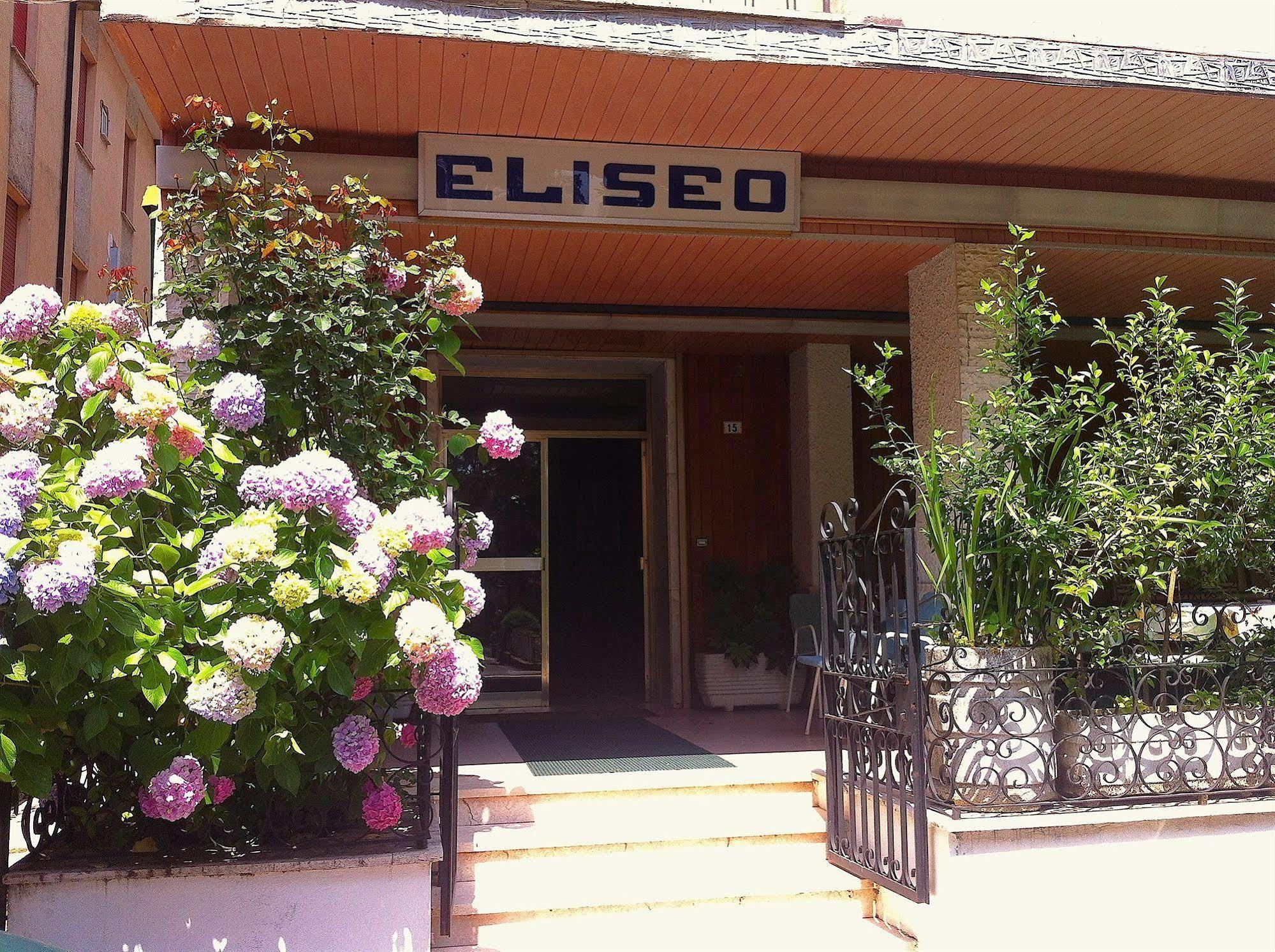 Hotel Eliseo Fiuggi Luaran gambar