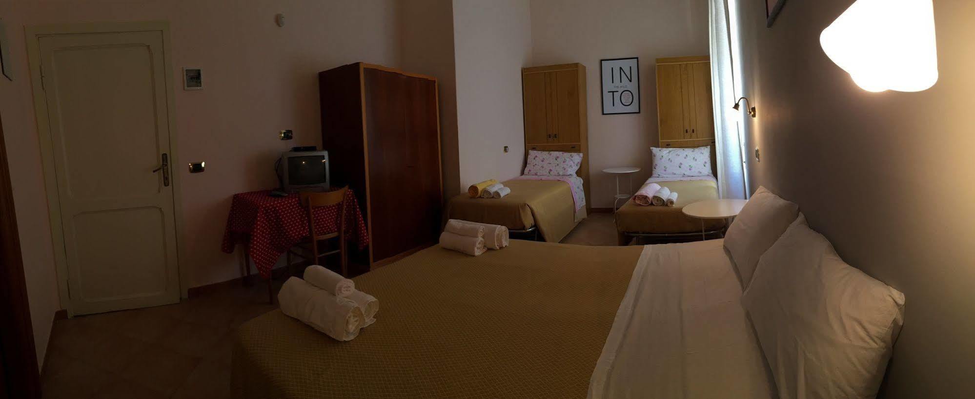 Hotel Eliseo Fiuggi Luaran gambar